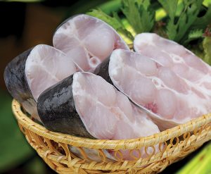 Cá basa cắt khúc