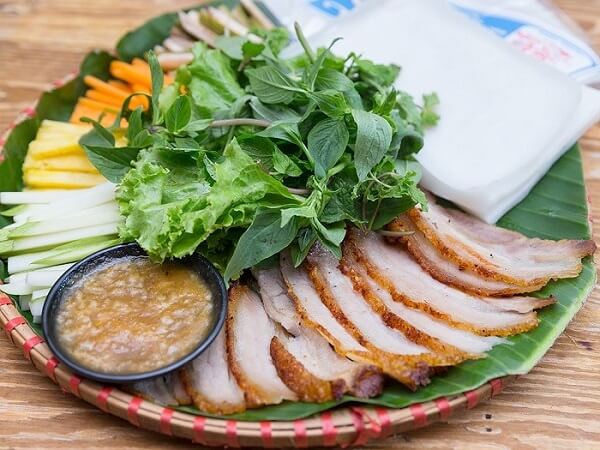 Bánh tráng cuốn thịt heo