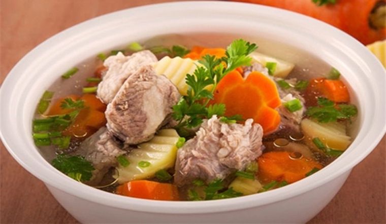 Canh sườn heo khoai tây