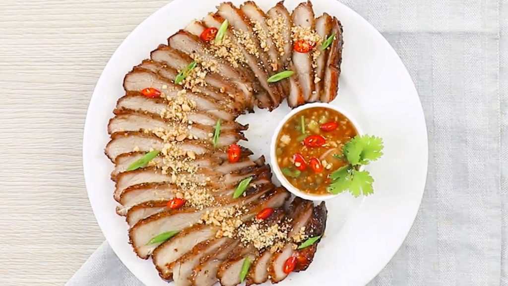 Nọng Heo Nướng Kiểu Thái